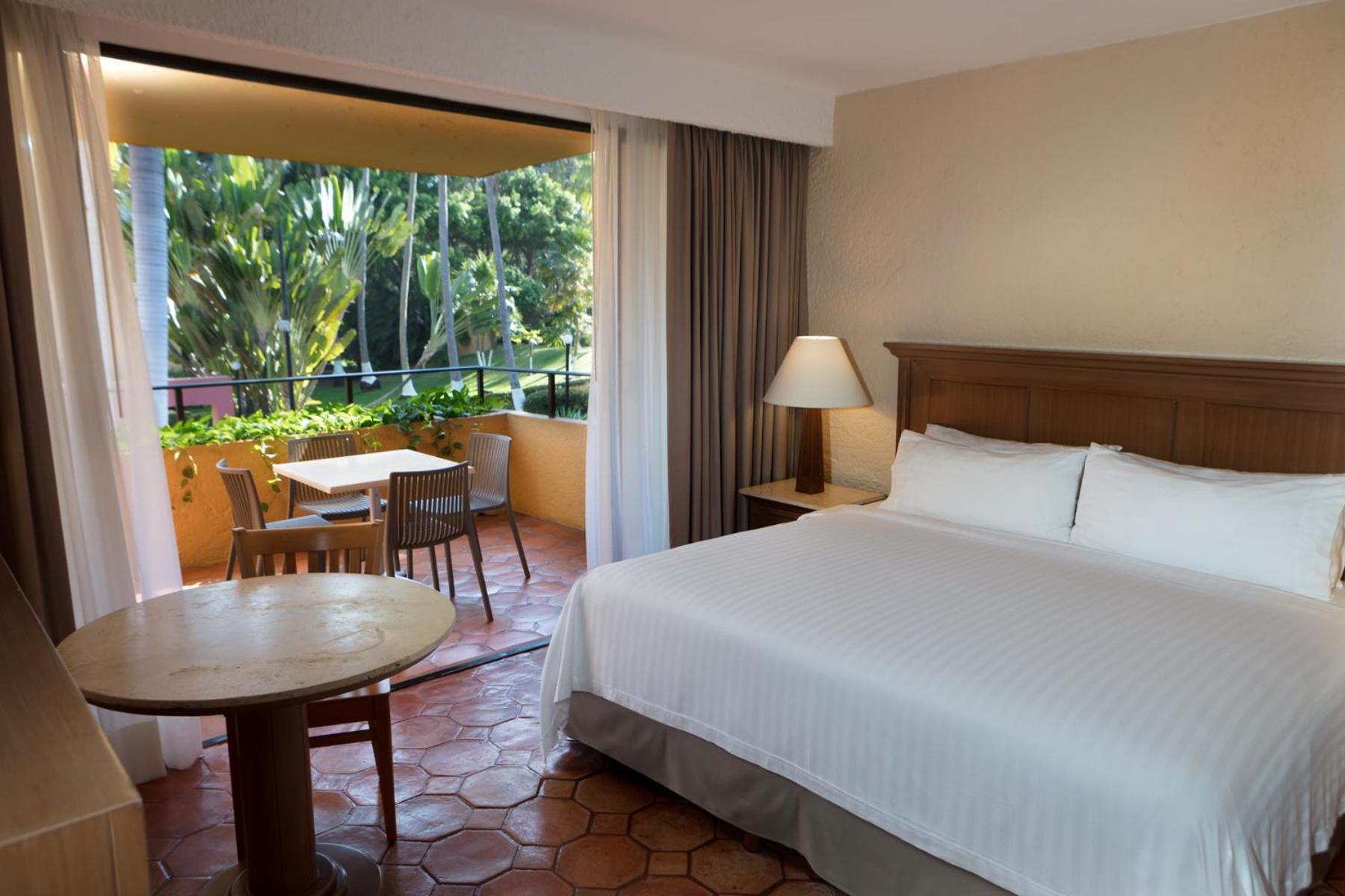 Standard King Room with Garden View,1444434691:JPEG